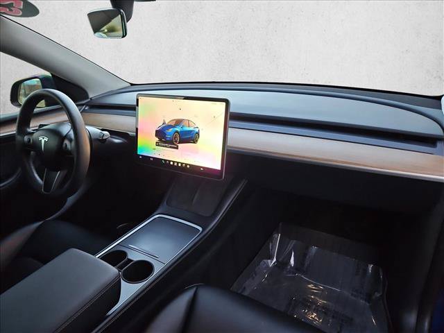 Used 2023 Tesla Model Y Long Range AWD/4WD image 24