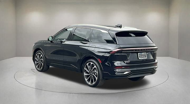 New 2026 Lincoln Nautilus Black Label image 3