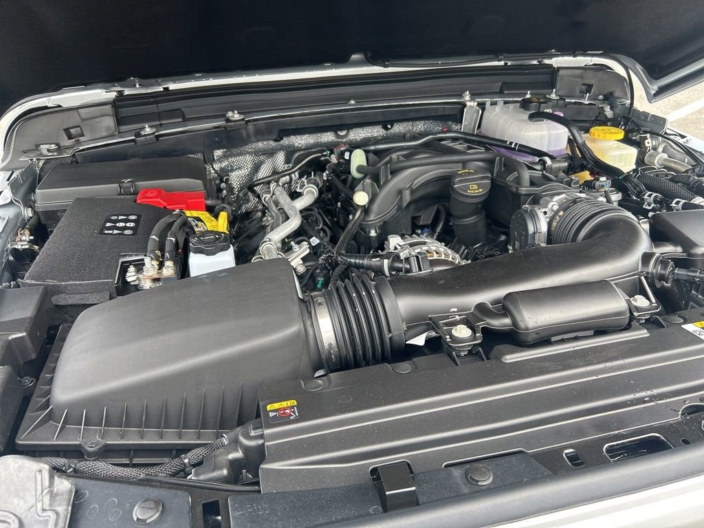 New 2024 Jeep Wrangler Unlimited Rubicon w/ Technology Group image 24