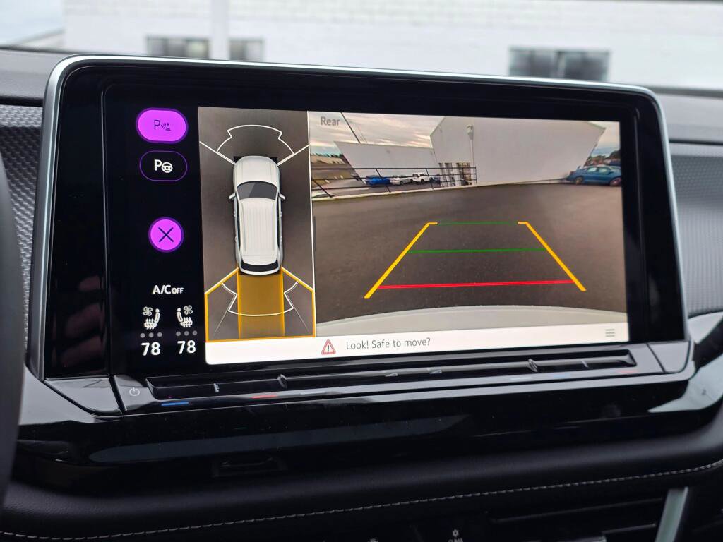 New 2026 Volkswagen Atlas Cross Sport SEL Premium R-Line AWD/4WD image 29