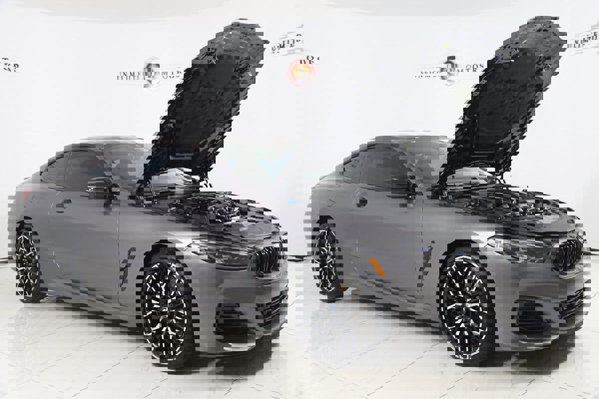 Used 2025 BMW M850i xDrive Coupe w/ M Sport Professional Package image 28