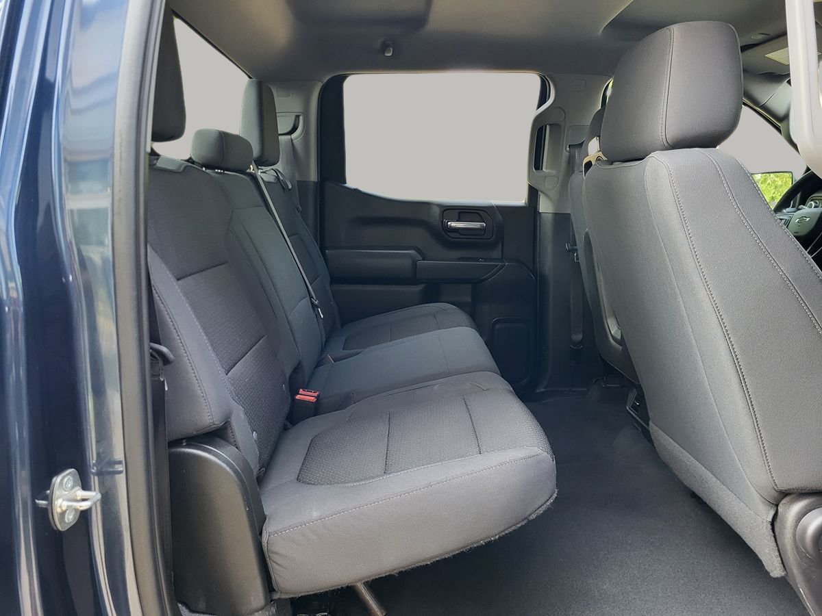 Used 2022 Chevrolet Silverado 1500 Custom Trail Boss AWD/4WD image 17