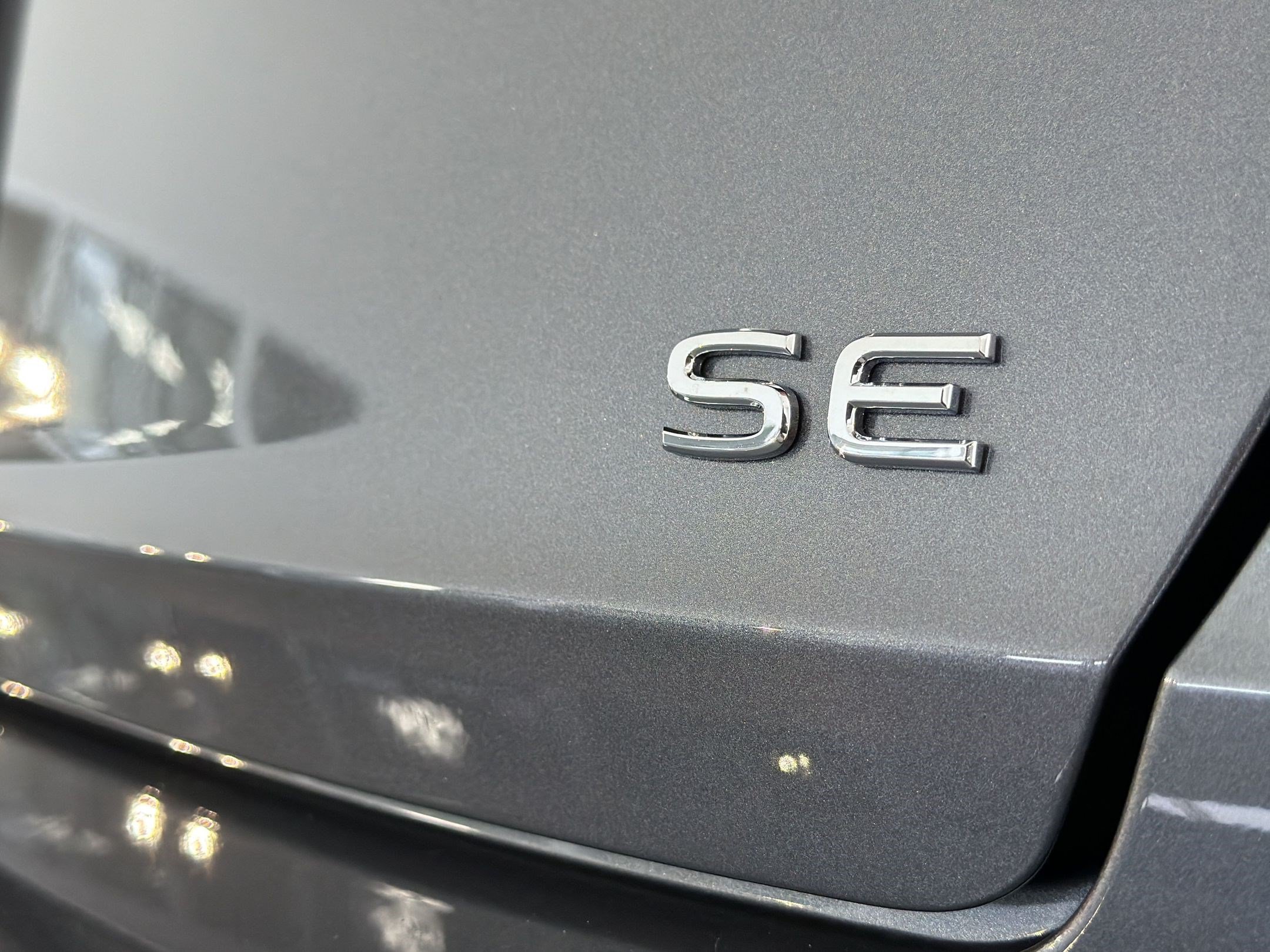 Used 2025 Volkswagen Jetta SE w/ Sunroof Package FWD image 33