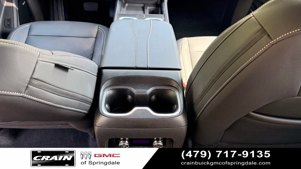 Used 2026 GMC Acadia Elevation FWD image 29