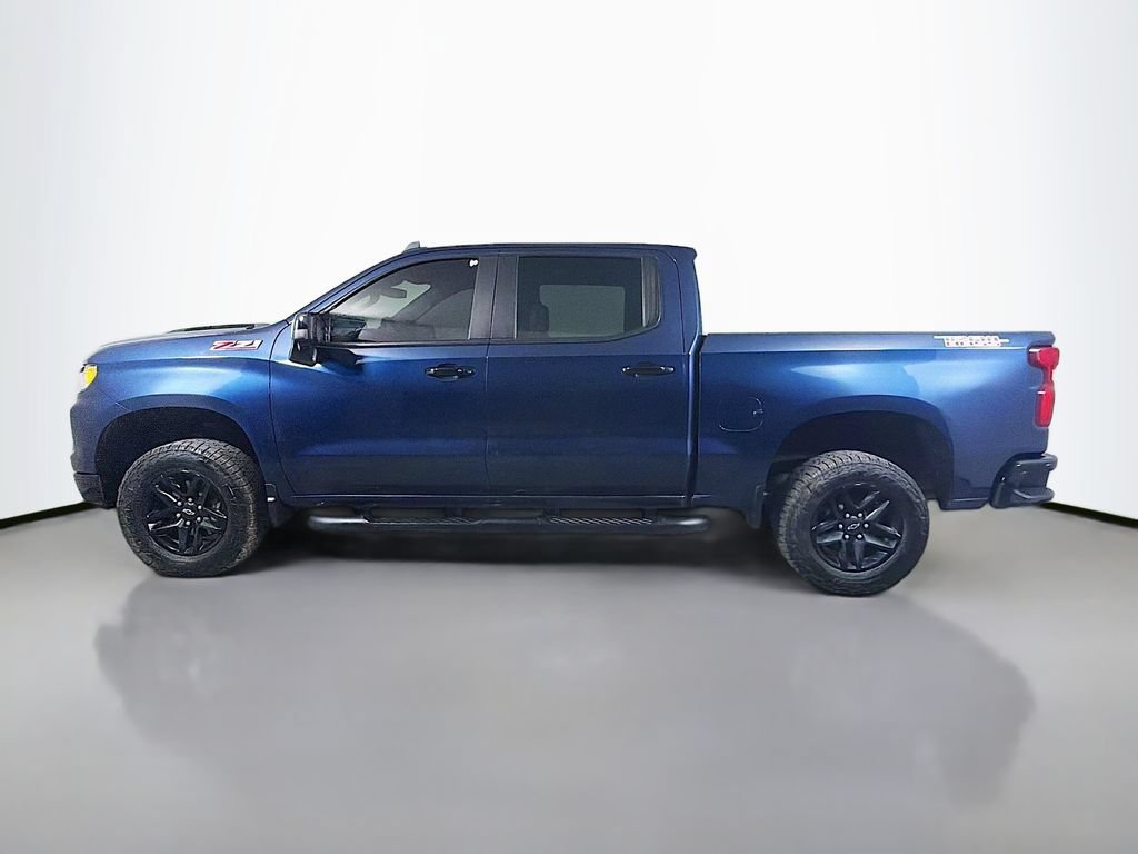 Used 2022 Chevrolet Silverado 1500 LT Trail Boss w/ LT Trail Boss Premium Package AWD/4WD image 9