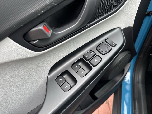 Used 2022 Hyundai Kona SEL w/ Cargo Package image 11