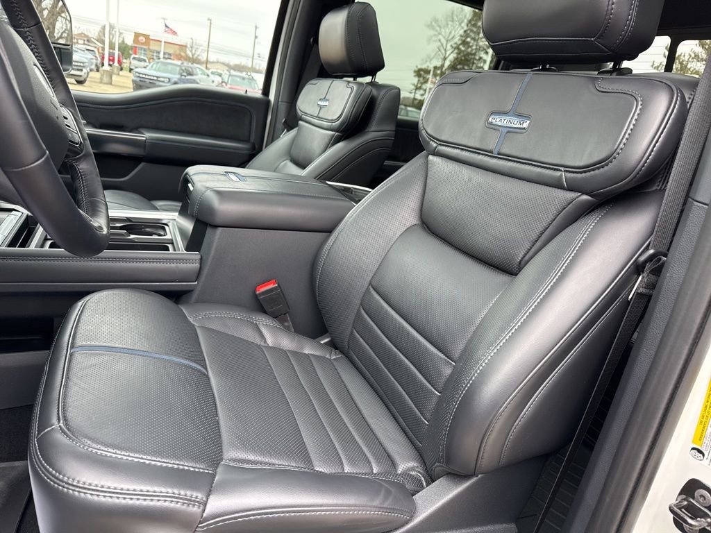 Used 2025 Ford F450 Platinum w/ FX4 Off-Road Package image 8