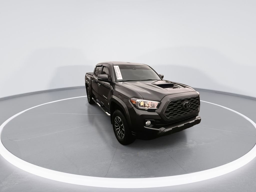Used 2022 Toyota Tacoma TRD Sport AWD/4WD image 2