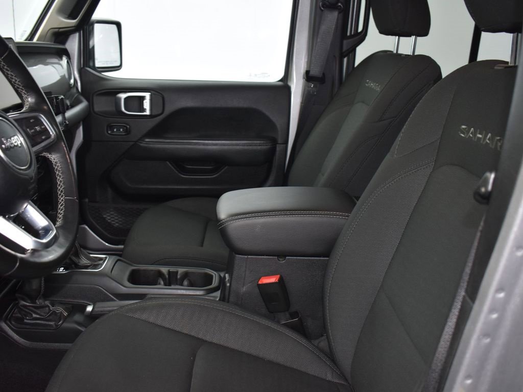 Used 2020 Jeep Wrangler Unlimited Sahara w/ Uconnect 4C Nav & Sound Group image 7