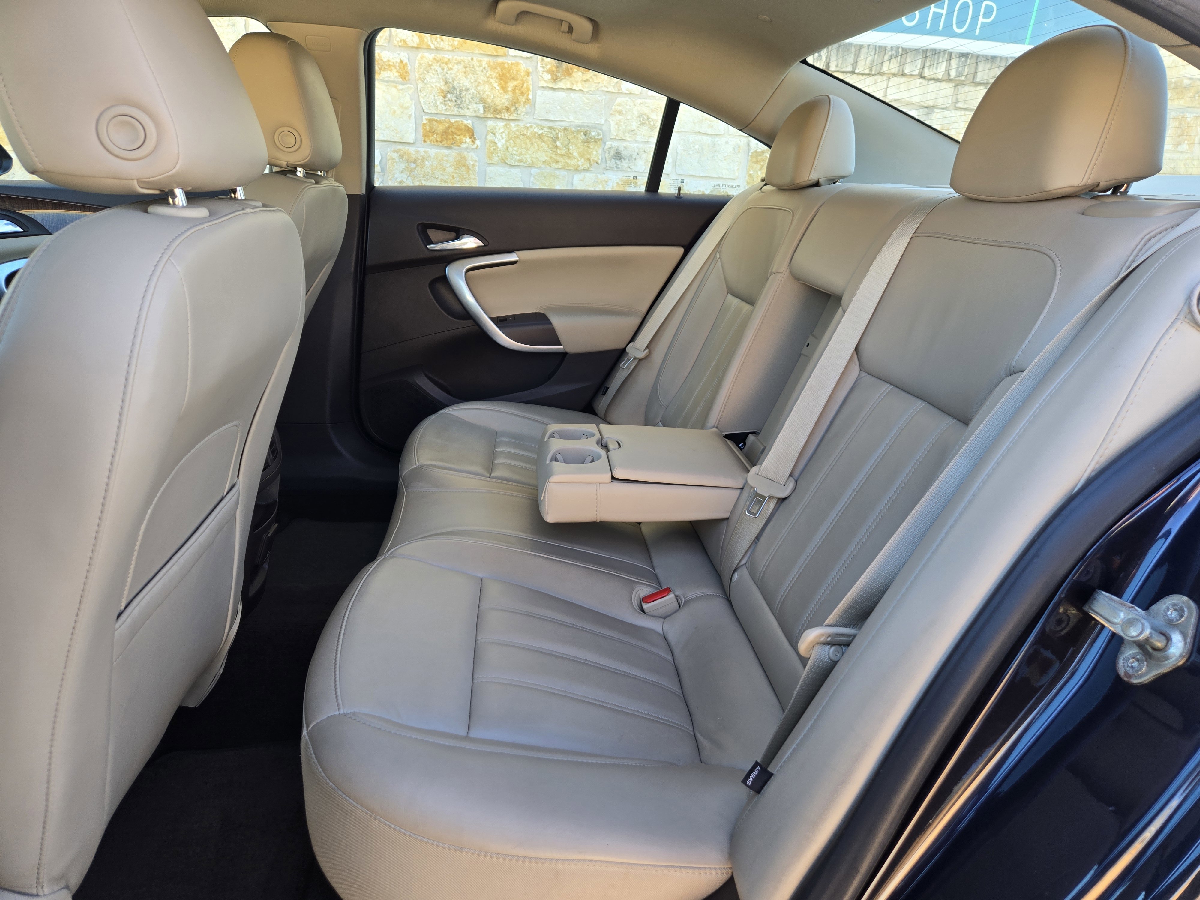 Used 2013 Buick Regal Premium FWD image 7