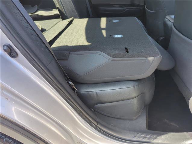 Used 2020 Toyota C-HR Limited image 21