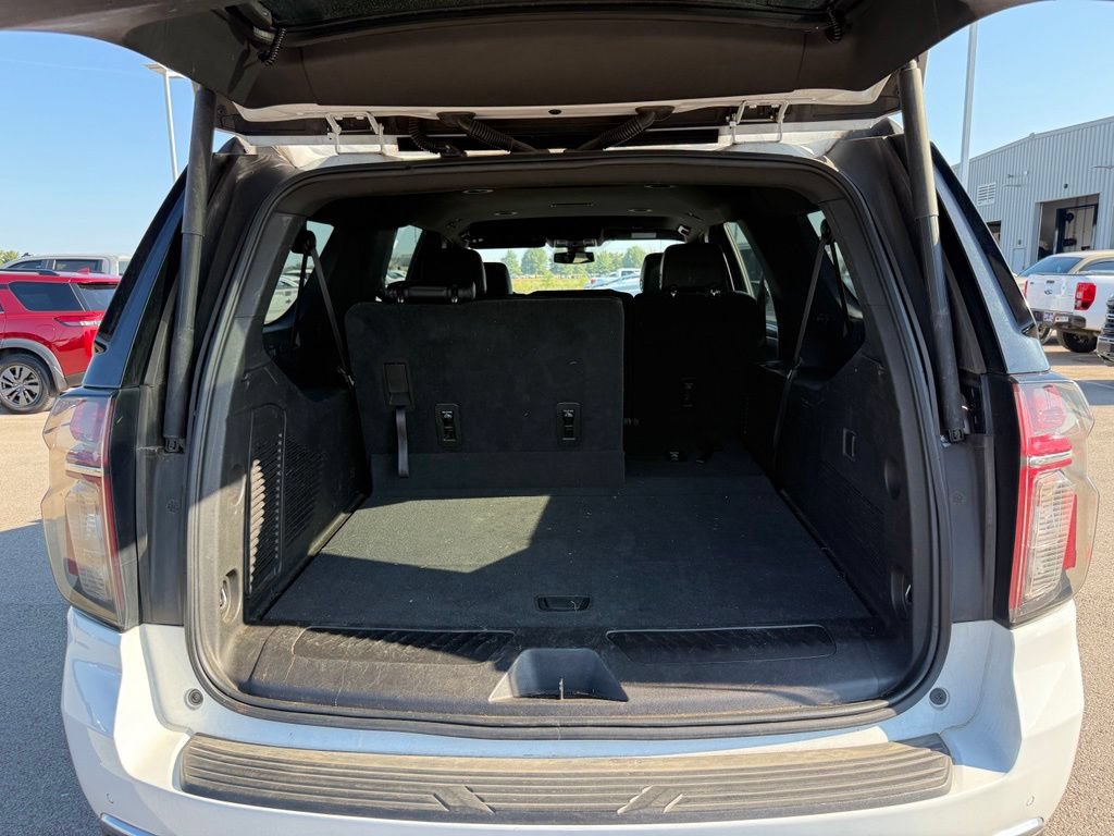 Used 2021 Chevrolet Suburban LT AWD/4WD image 18