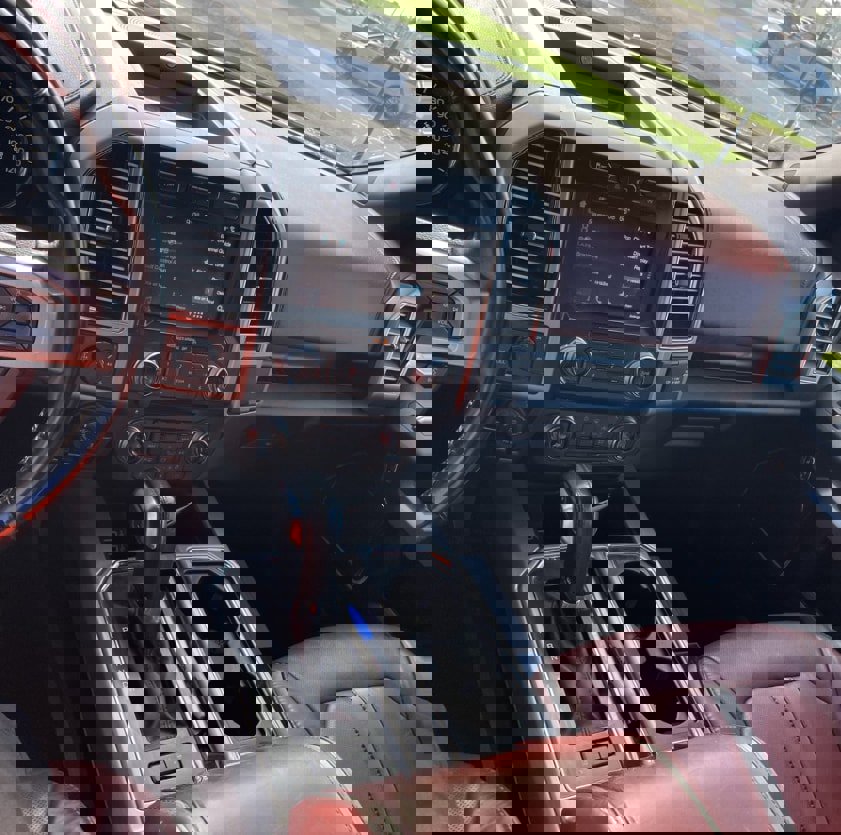 Used 2018 Ford F150 Platinum w/ Technology Package image 15