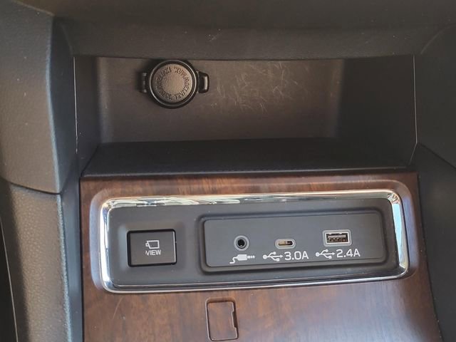 Used 2023 Subaru Ascent Touring image 28