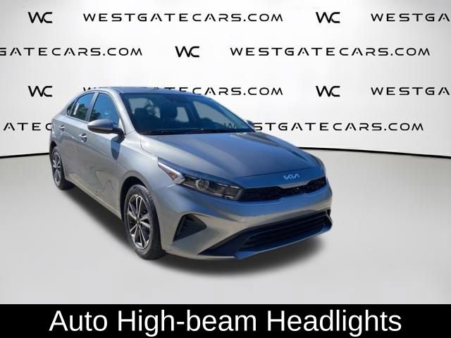 Used 2022 Kia Forte LXS FWD image 4