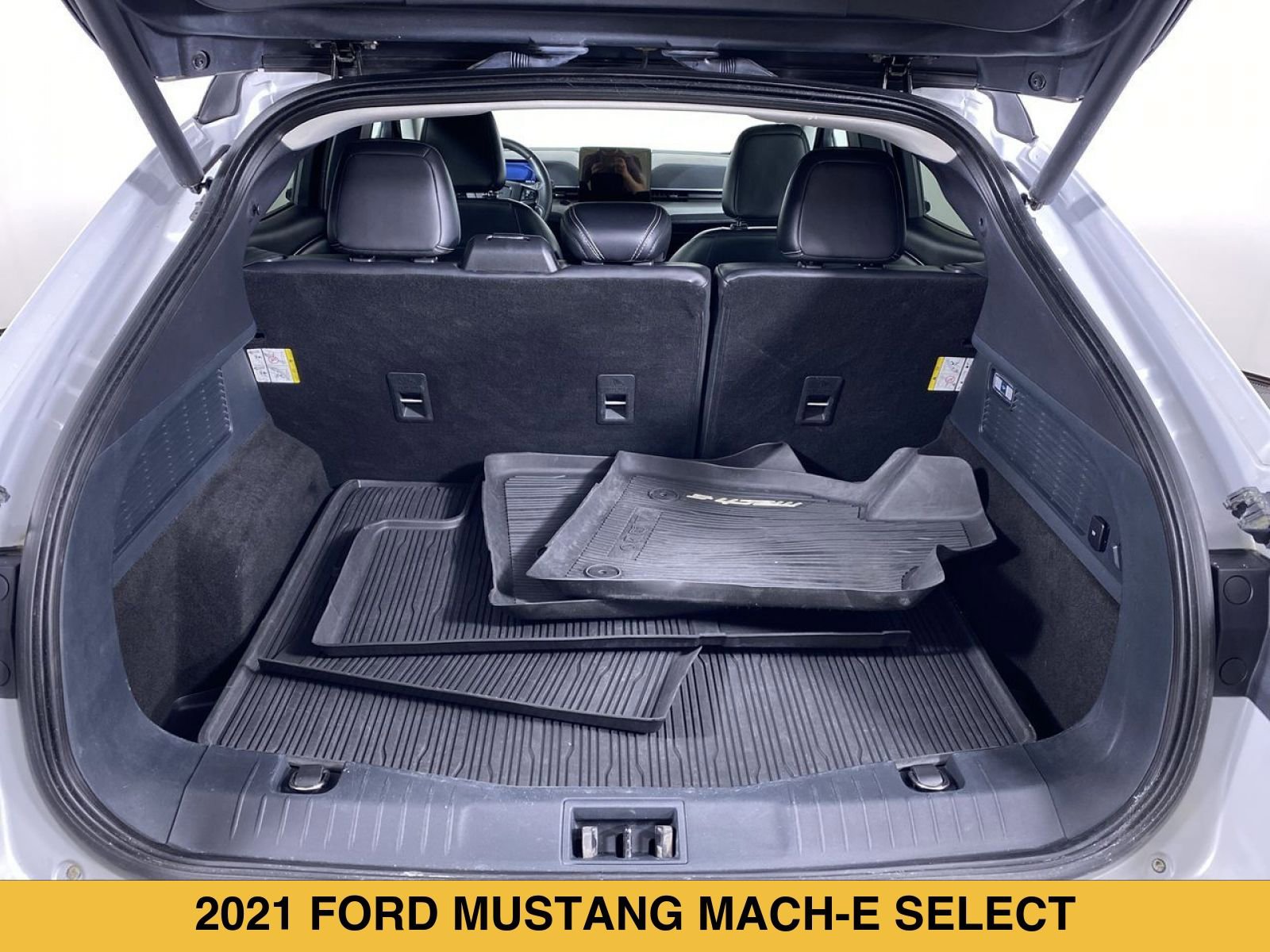 Used 2021 Ford Mustang Mach-E Select w/ Comfort/Appearance Package AWD/4WD image 14