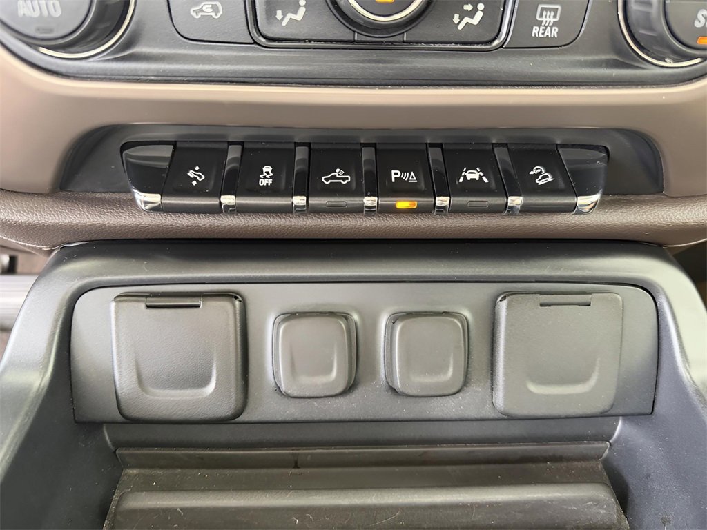 Used 2018 GMC Sierra 1500 Denali image 32