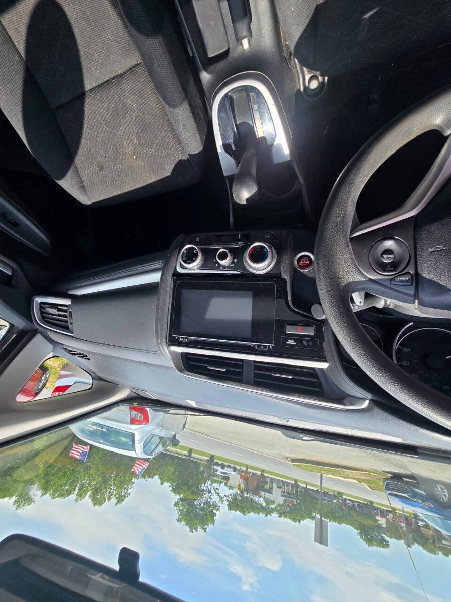Used 2015 Honda Fit EX image 18