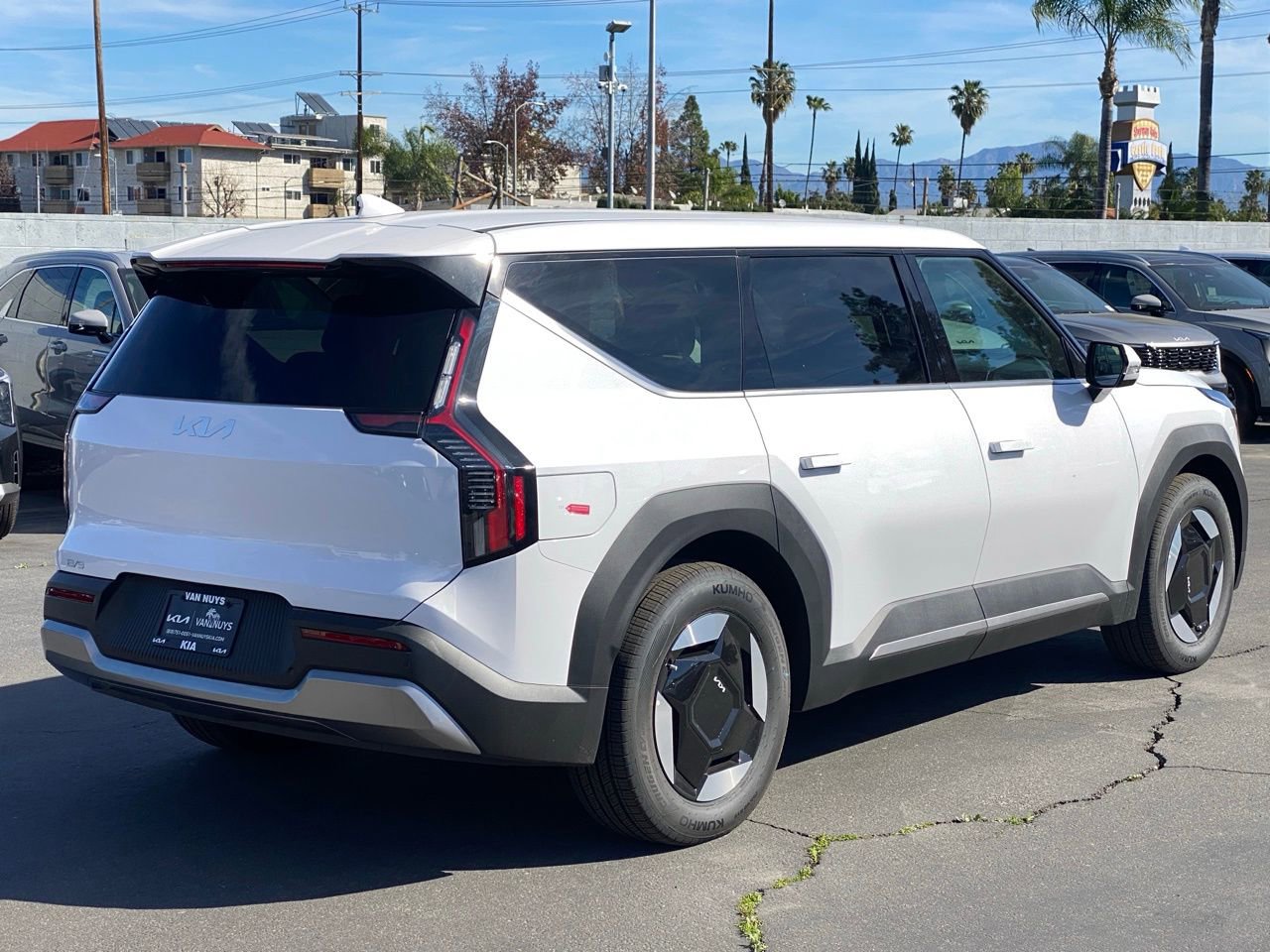 New 2026 Kia EV9 Light image 3