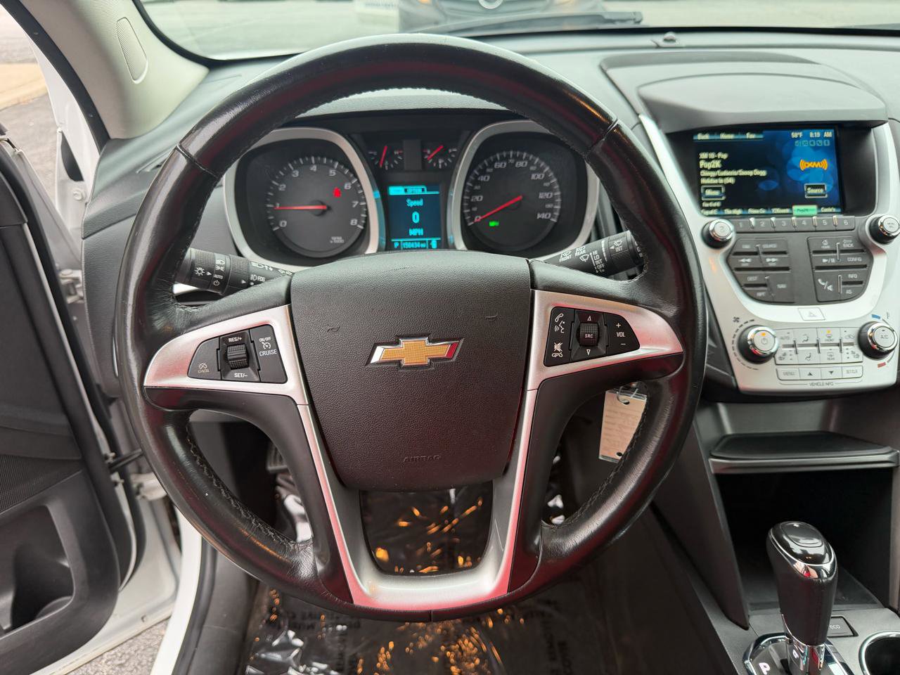 Used 2016 Chevrolet Equinox LTZ w/ Enhanced Convenience Package FWD image 25