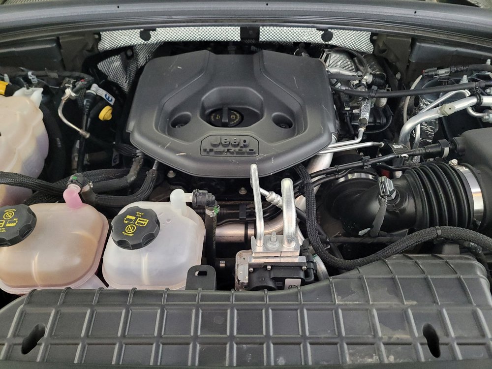 Used 2024 Jeep Grand Cherokee Limited 4xe image 30