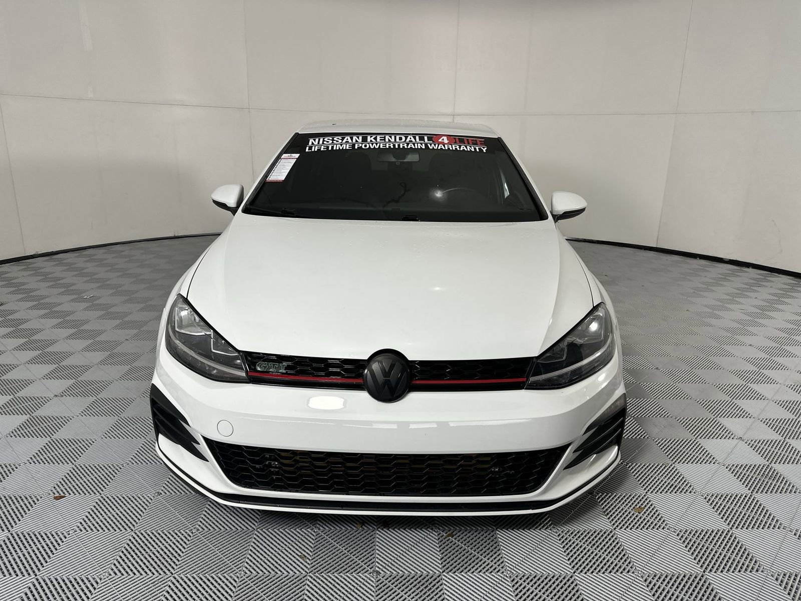 Used 2020 Volkswagen GTI S image 3