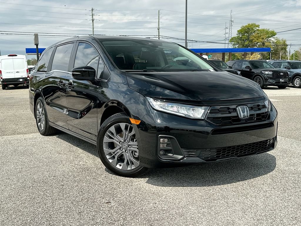 Used 2026 Honda Odyssey Touring image 1