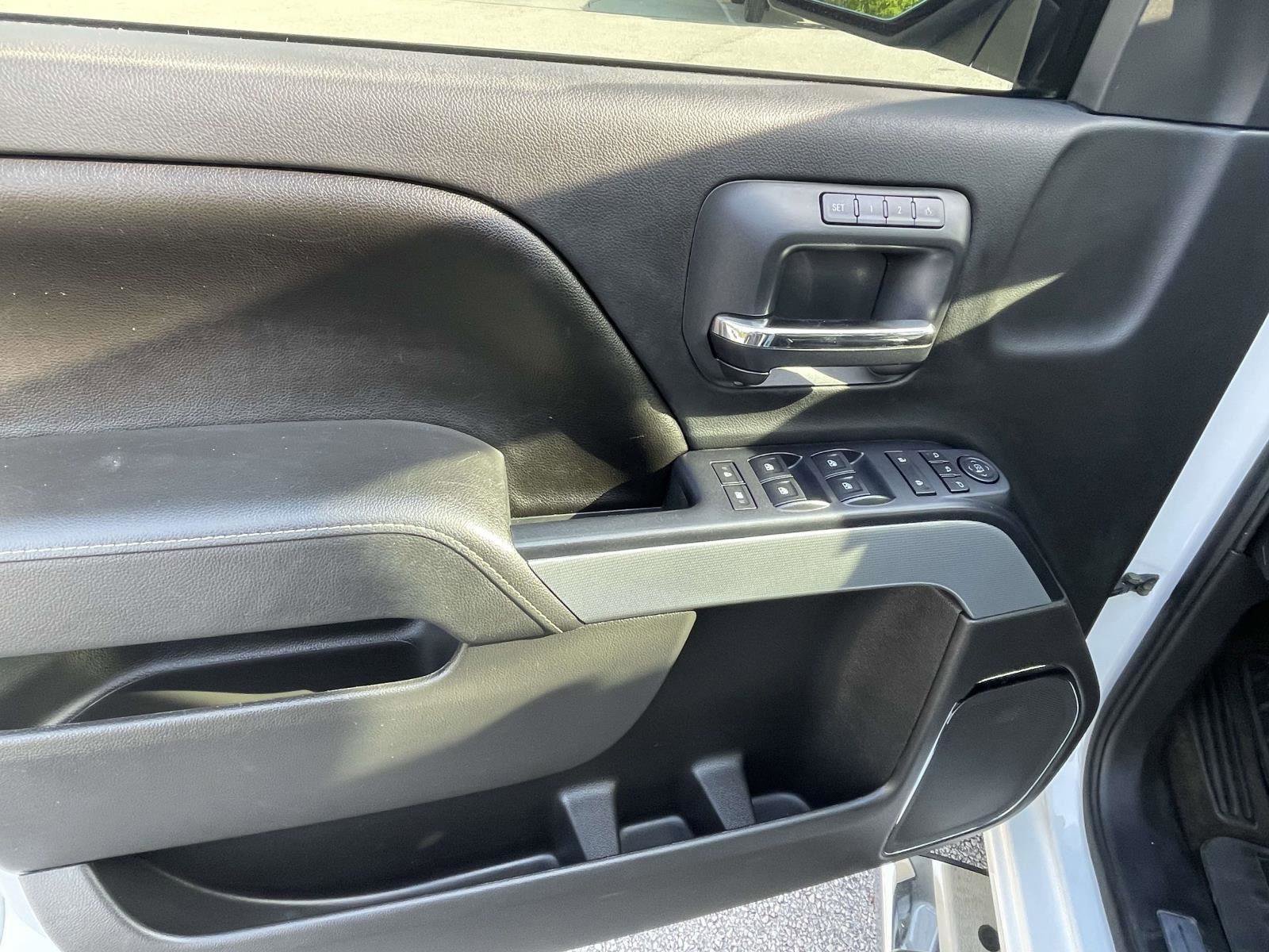 Used 2015 Chevrolet Silverado 1500 LTZ Z71 w/ LTZ Plus Package image 14