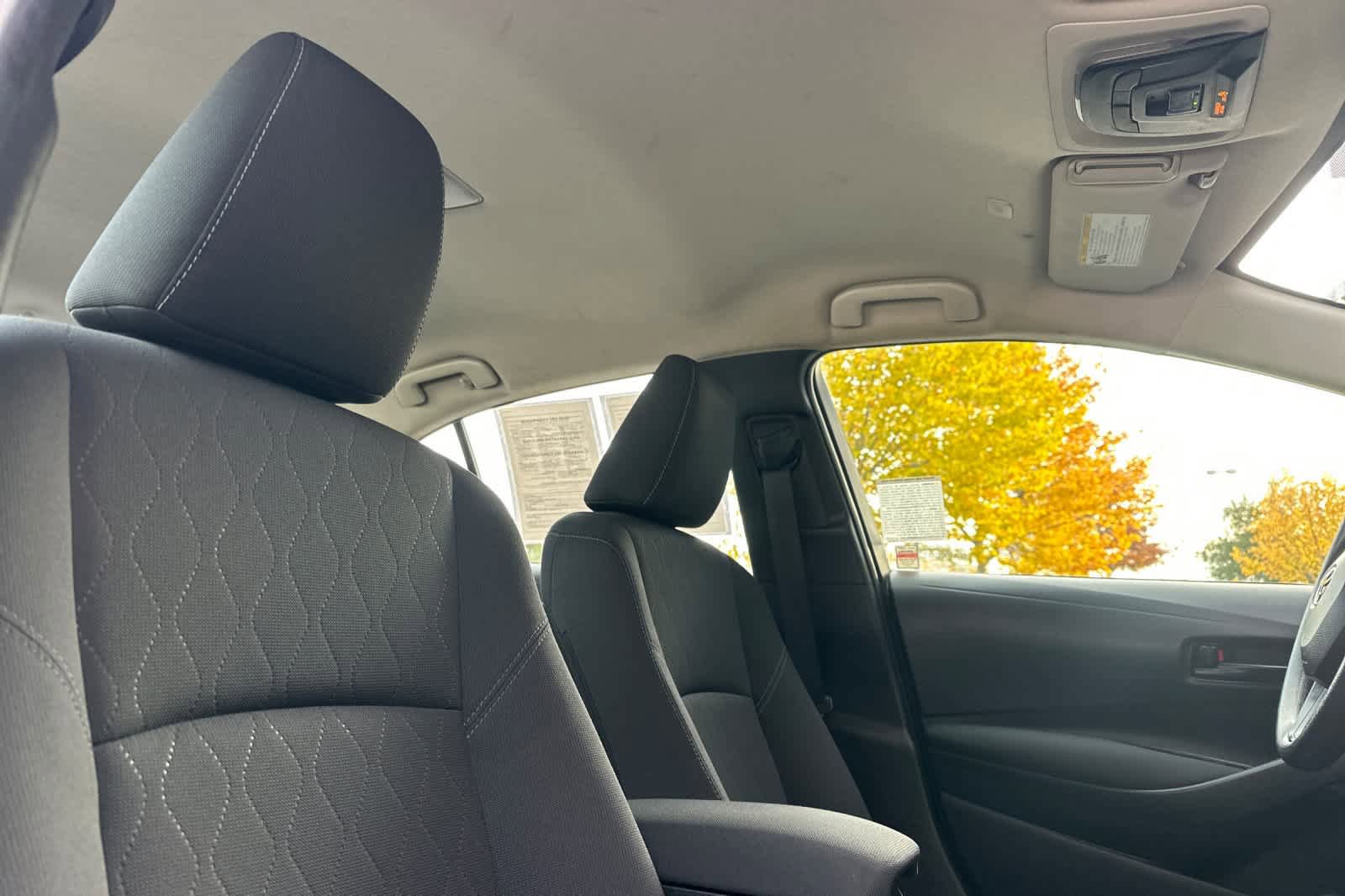 Used 2024 Toyota Corolla LE FWD image 17