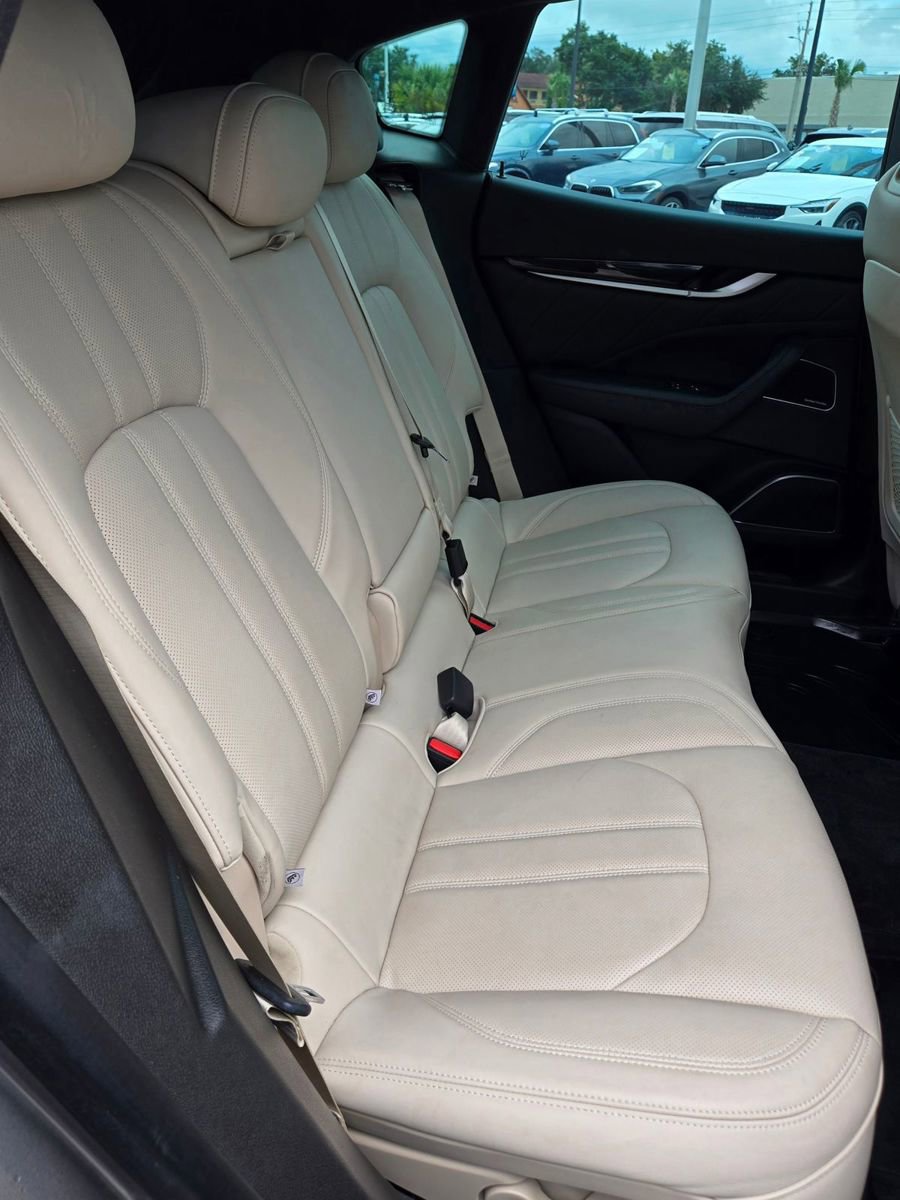 Used 2019 Maserati Levante GranSport image 48