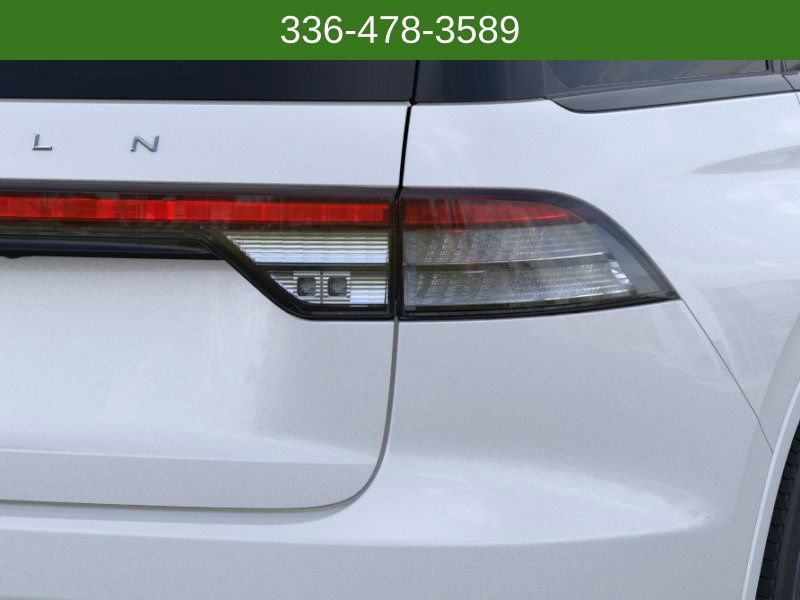 New 2026 Lincoln Aviator 2WD w/ Jet Appearance Package image 21