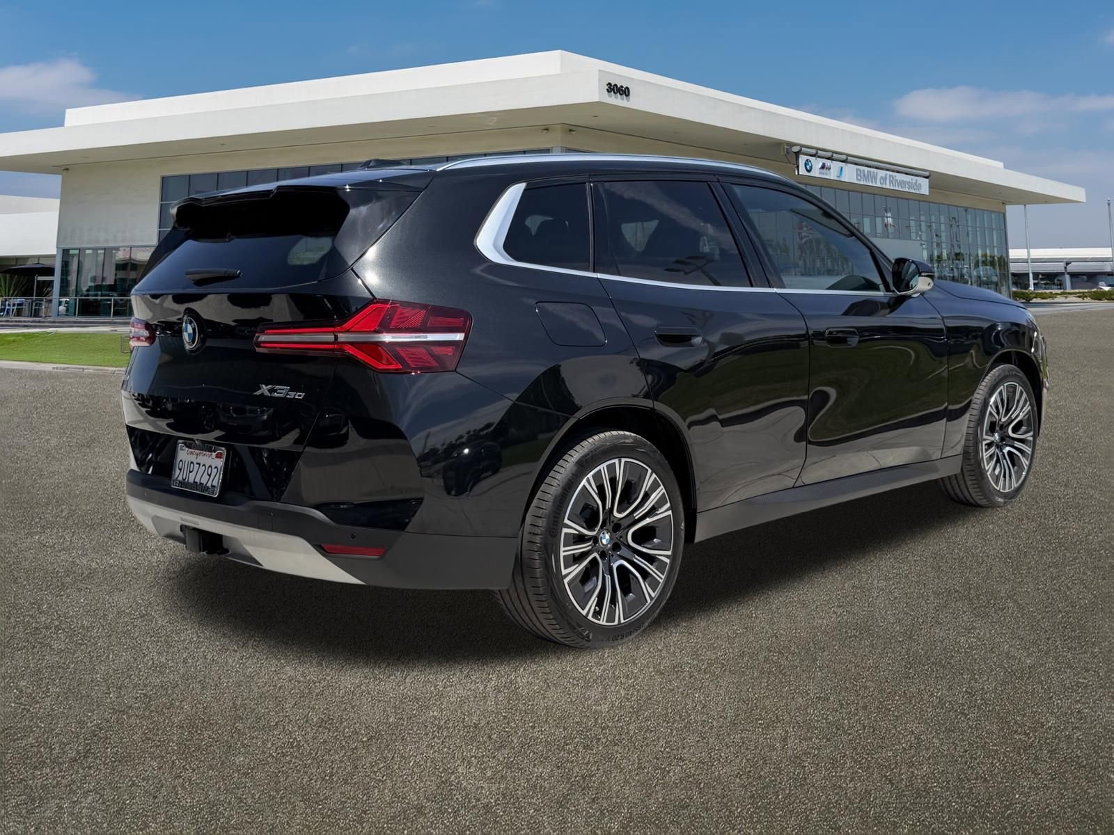 Used 2025 BMW X3 xDrive30i AWD/4WD image 11