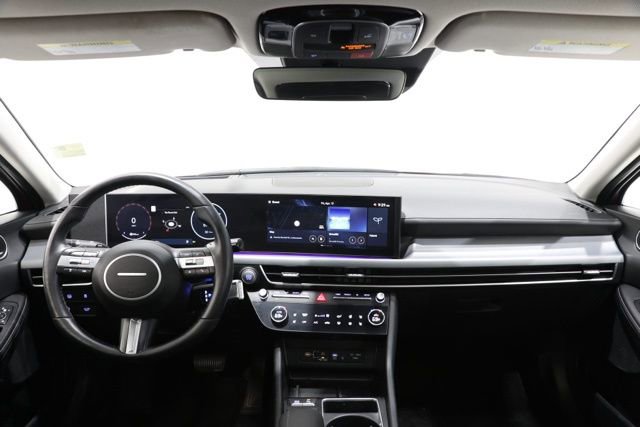 Certified 2025 Hyundai Sonata Limited image 13