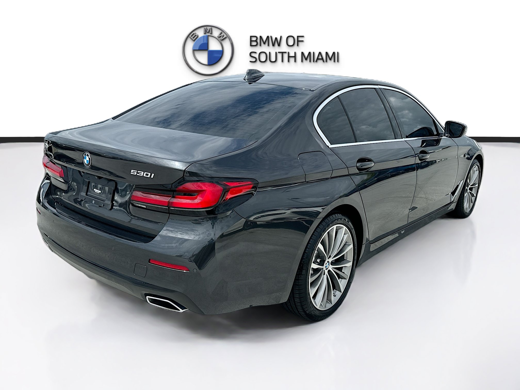 Used 2022 BMW 530i w/ M Sport Package RWD image 7