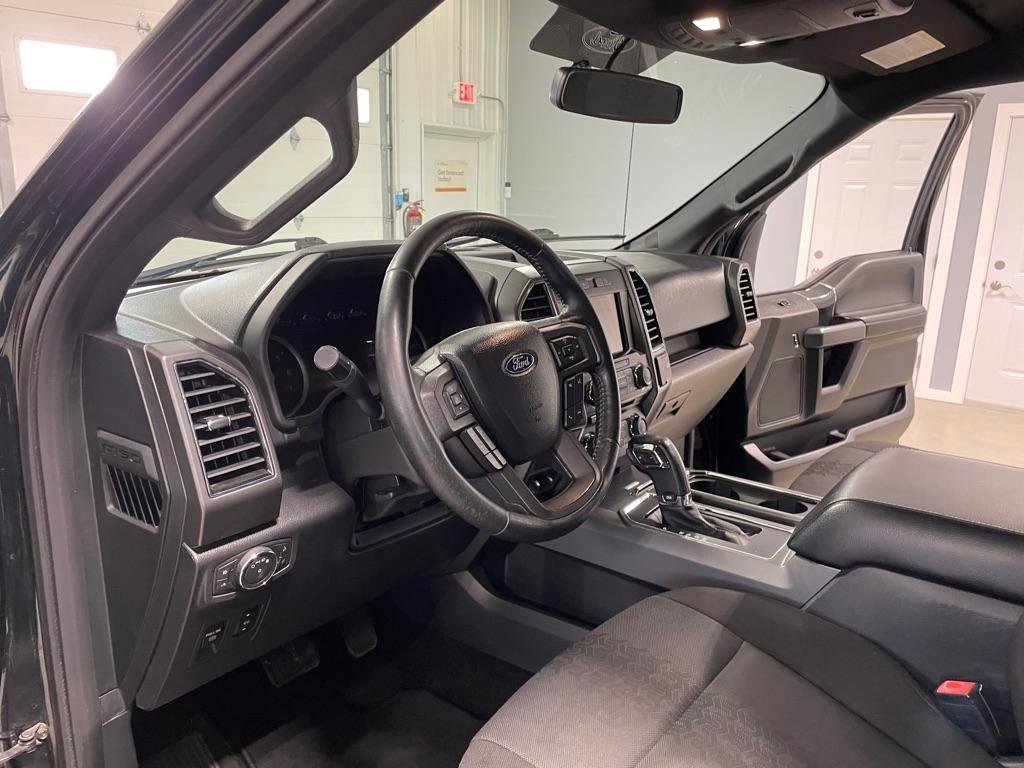 Used 2018 Ford F150 XLT w/ Equipment Group 302A Luxury image 9