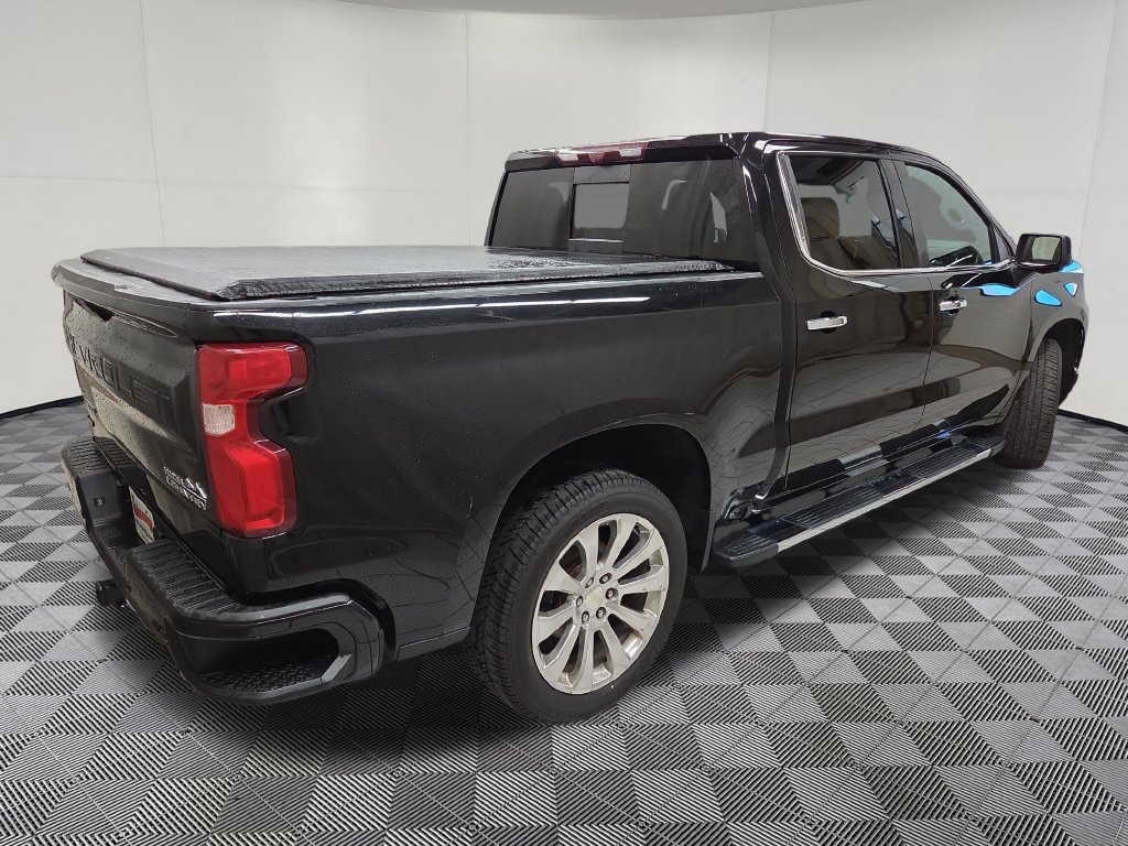 Used 2021 Chevrolet Silverado 1500 High Country w/ Technology Package AWD/4WD image 4