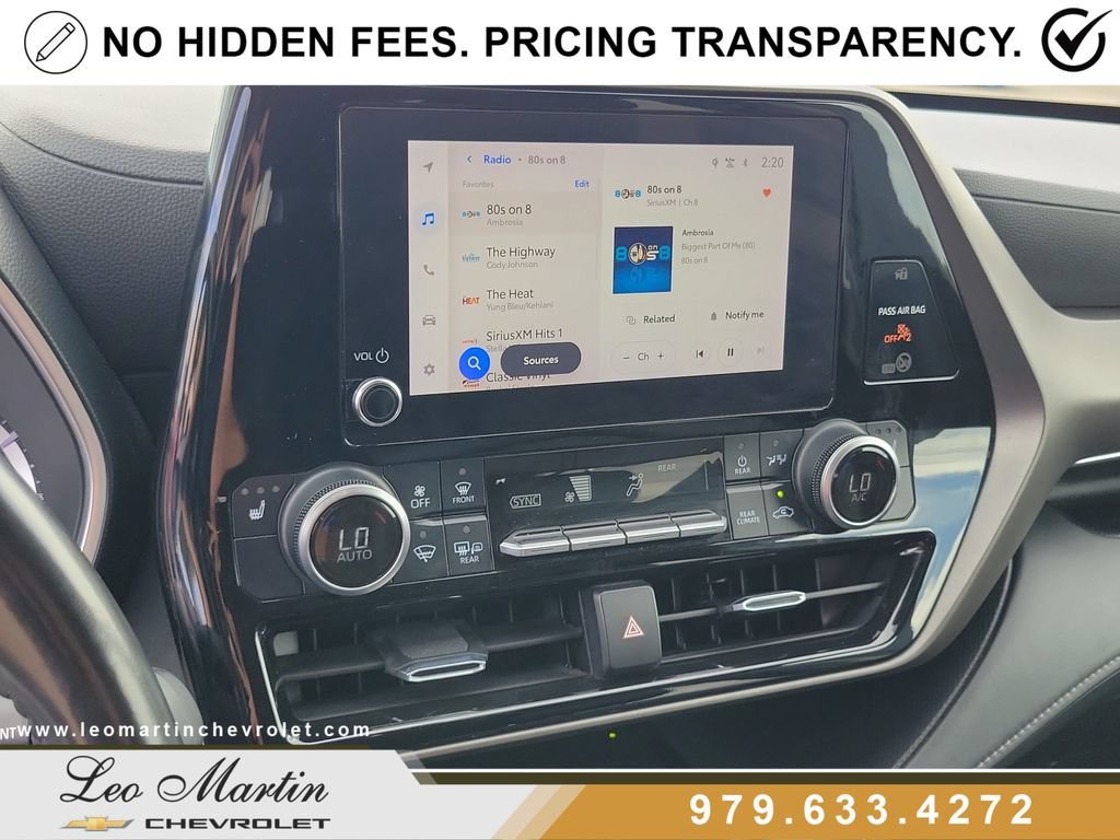 Used 2023 Toyota Highlander XLE FWD image 29