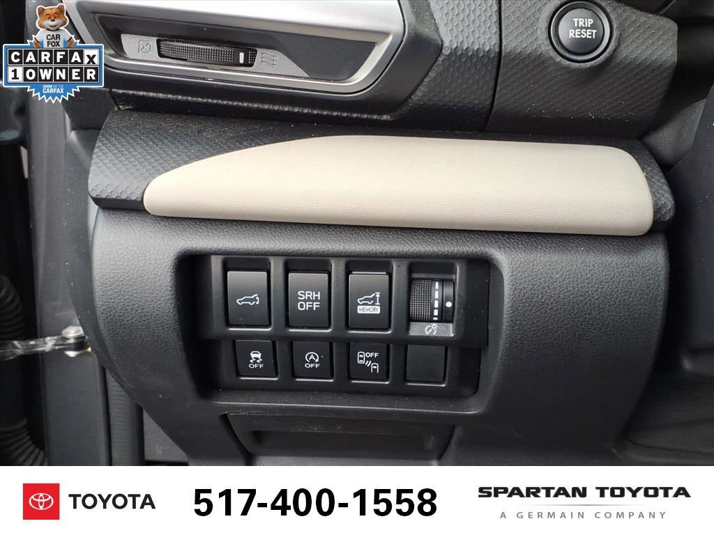 Used 2024 Subaru Forester Limited image 16