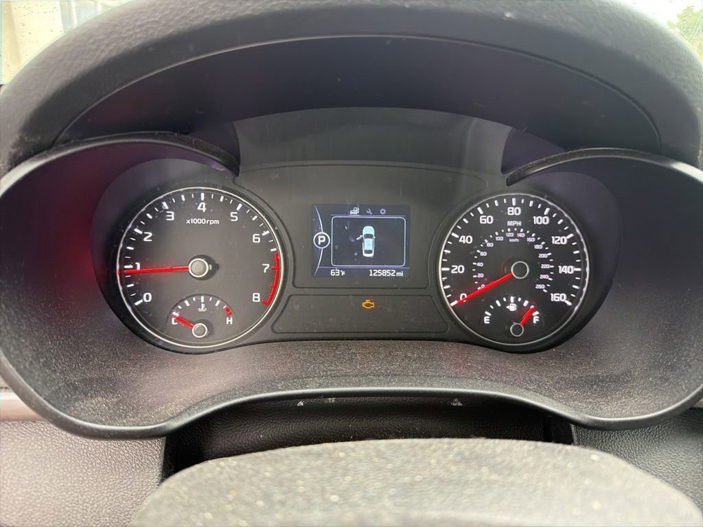 Used 2017 Kia Optima LX FWD image 4