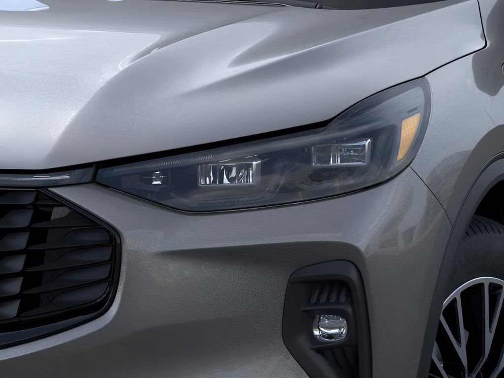 Used 2025 Ford Escape SE w/ PHEV Premium Package FWD image 10