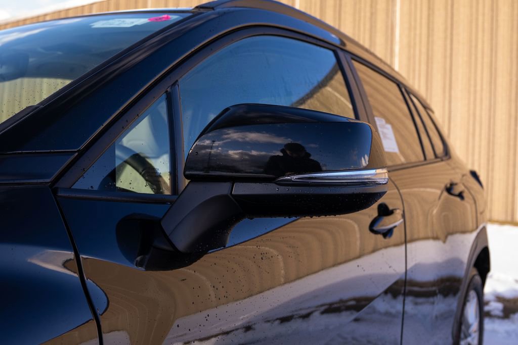 New 2026 Toyota Corolla Cross LE w/ Moonroof Package image 9