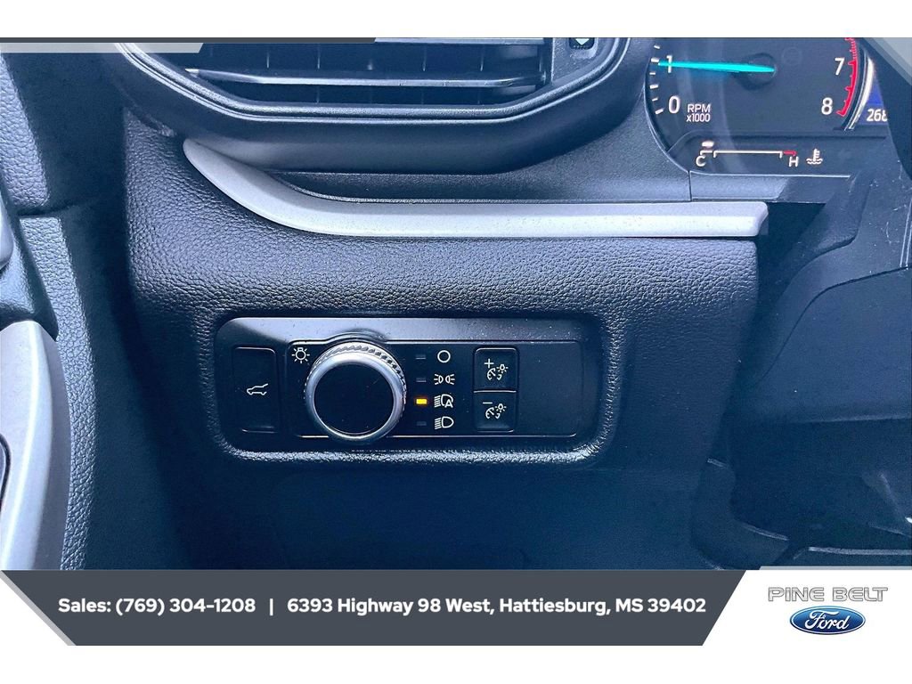 Used 2023 Ford Explorer XLT image 23