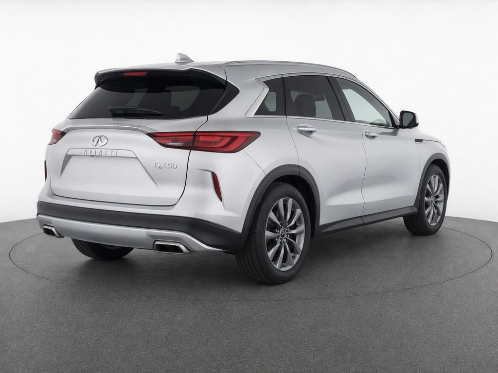 Used 2021 INFINITI QX50 Luxe FWD image 3