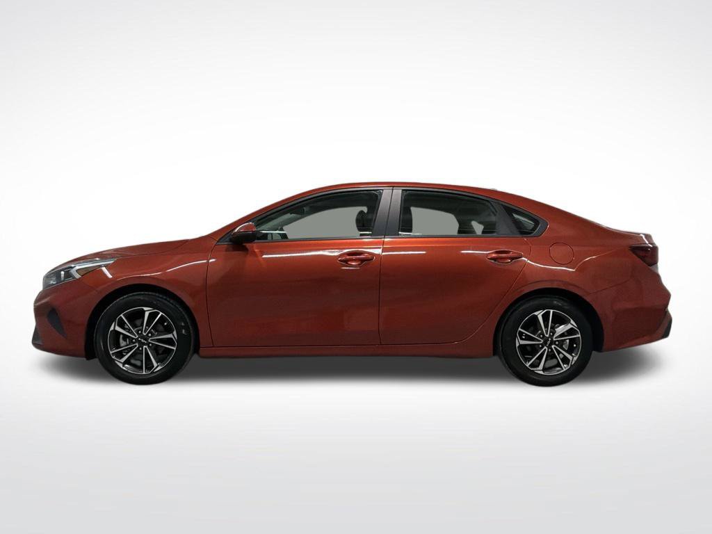 Used 2024 Kia Forte LXS w/ LXS Technology Package FWD image 26
