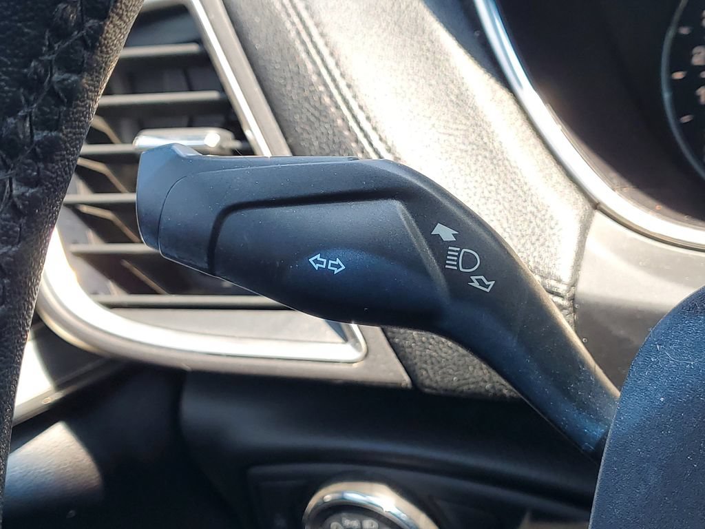 Used 2016 Lincoln MKX Premiere FWD image 18