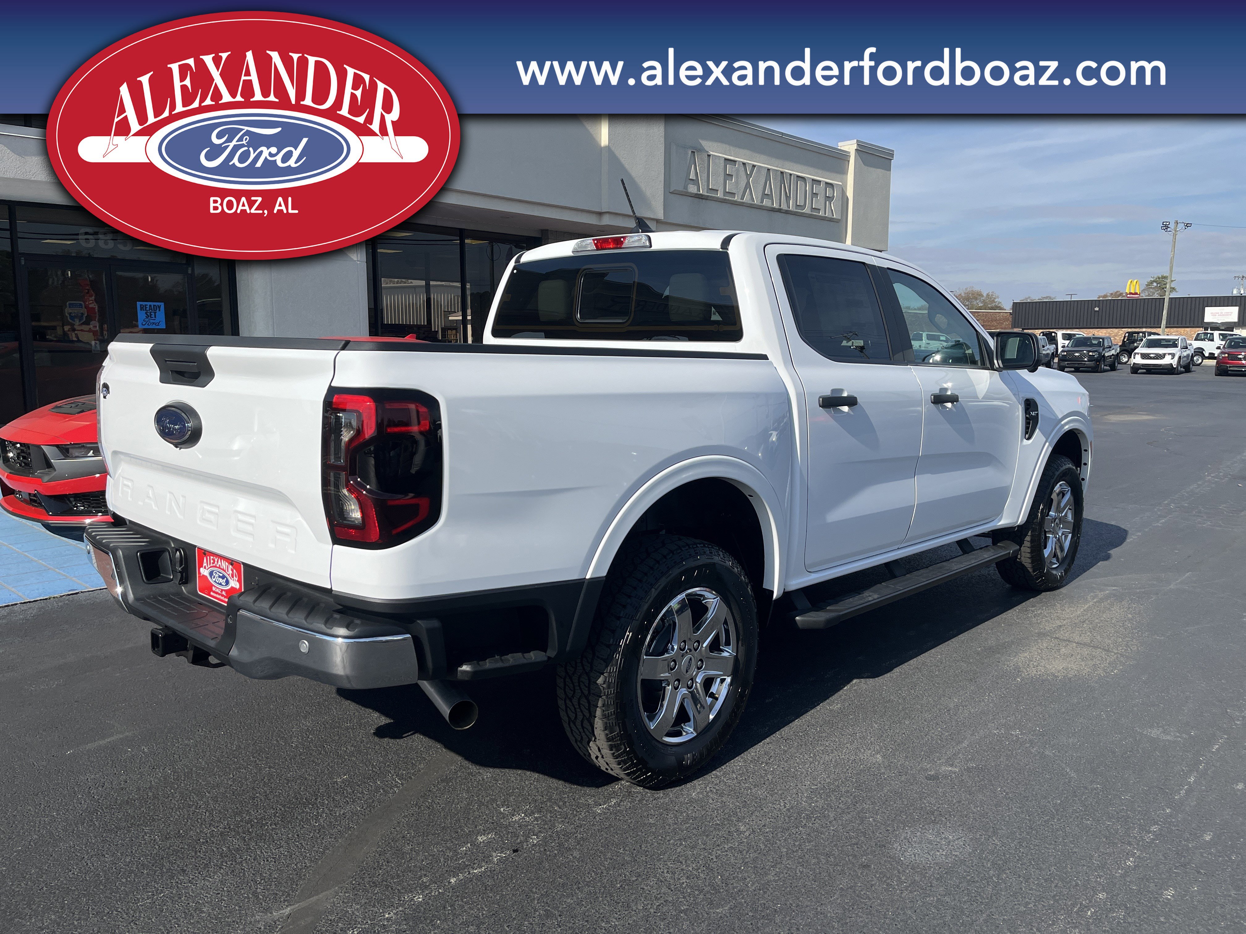 New 2025 Ford Ranger XLT w/ Equipment Group 301A High image 4