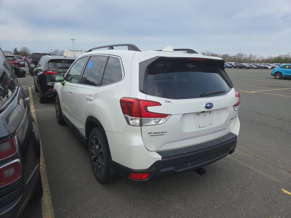 Used 2019 Subaru Forester Limited image 3