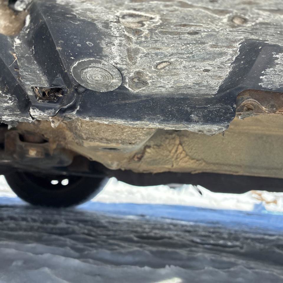 Used 2010 Toyota Matrix S image 26