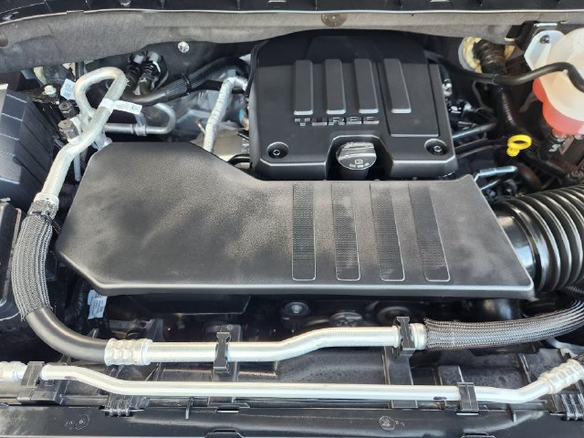 Used 2025 Chevrolet Silverado 1500 Custom RWD image 33