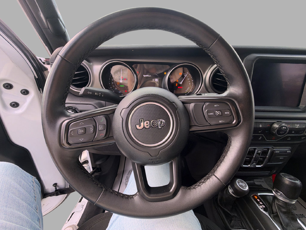 Used 2023 Jeep Wrangler Unlimited w/ Cold Weather Group AWD/4WD image 18